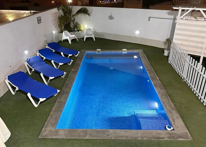 El Mar House & Private Heated Pool