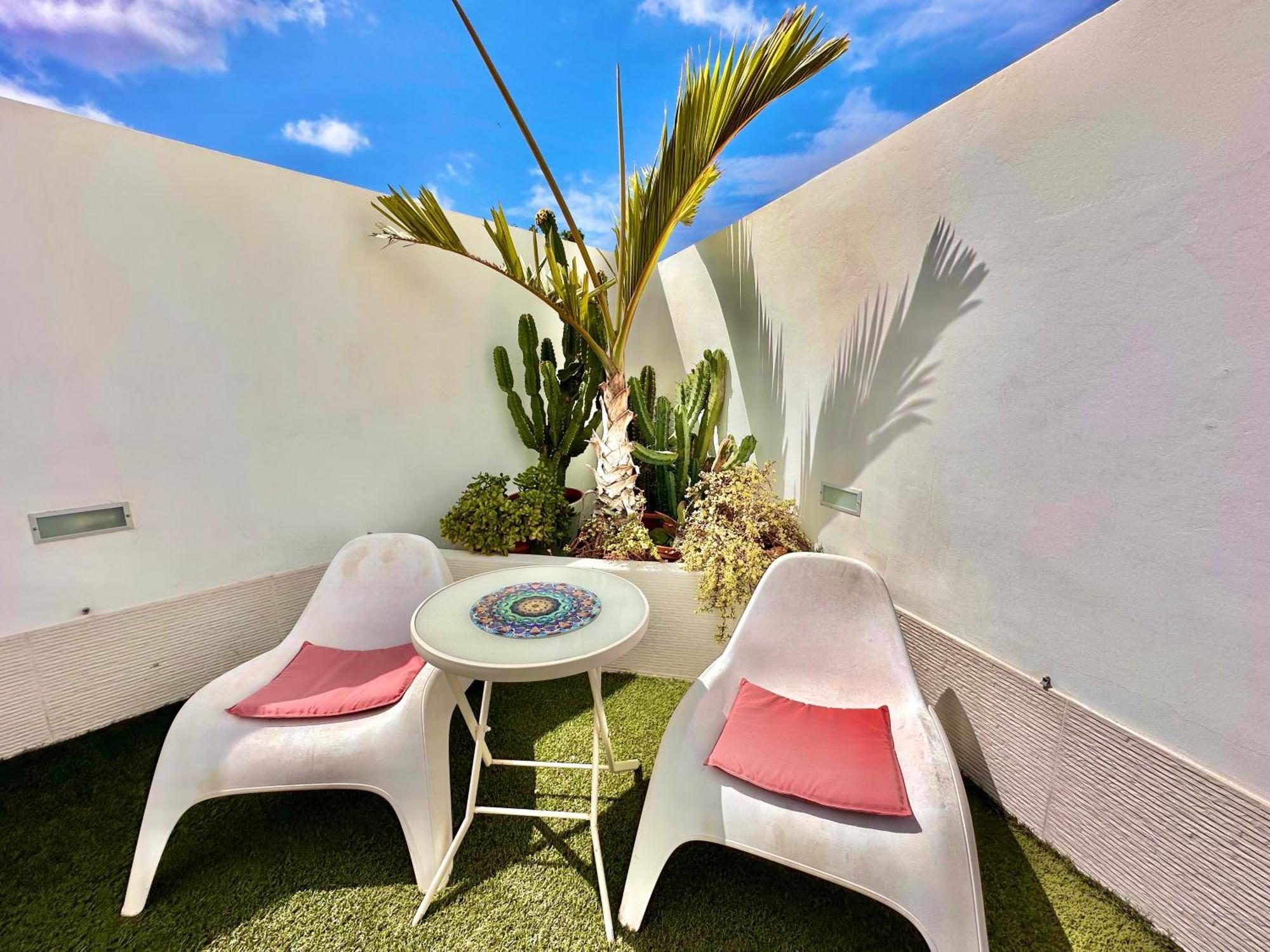 El Mar House & Private Heated Pool Apartament