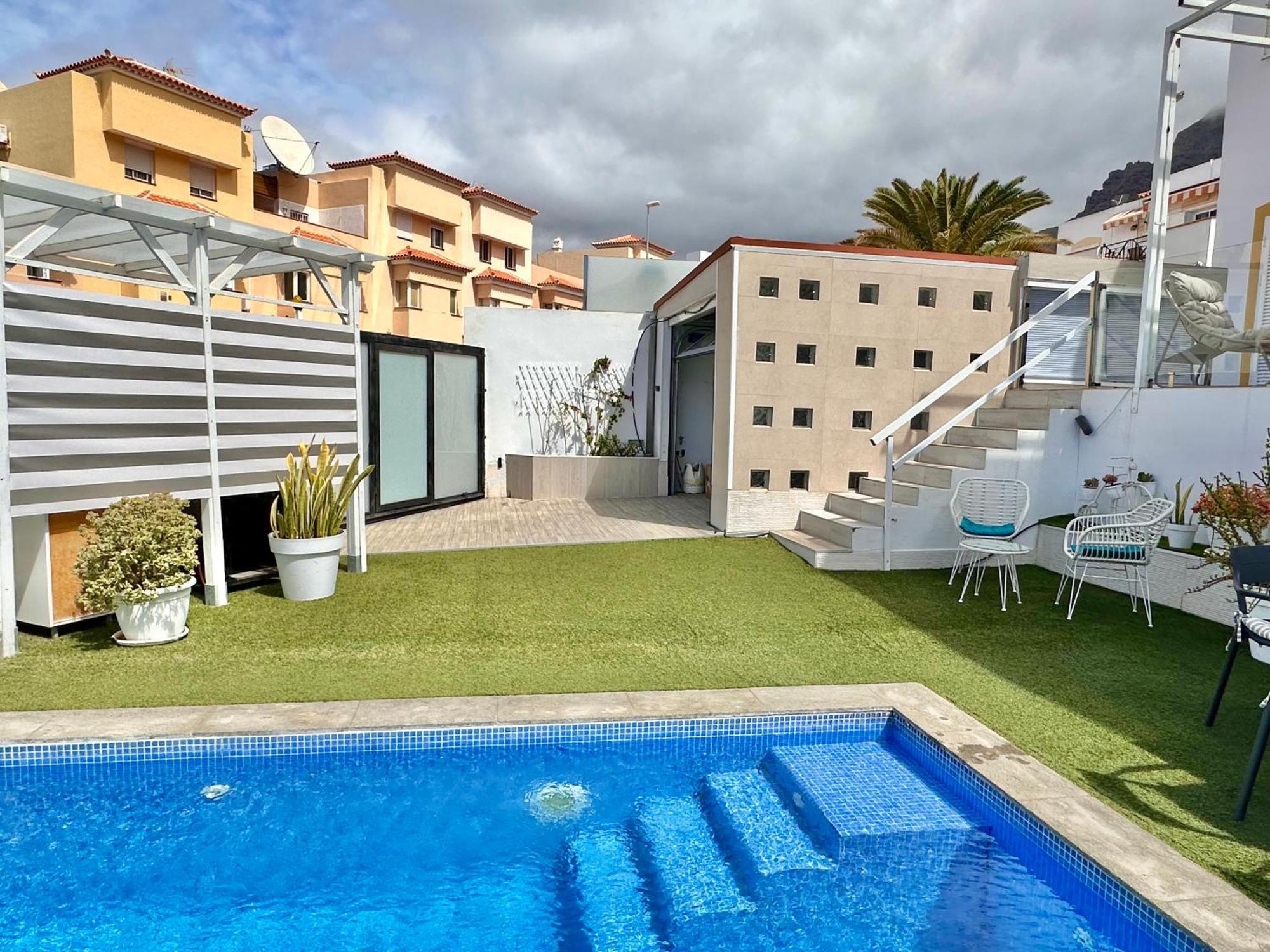 Apartment El Mar House & Private Heated Pool